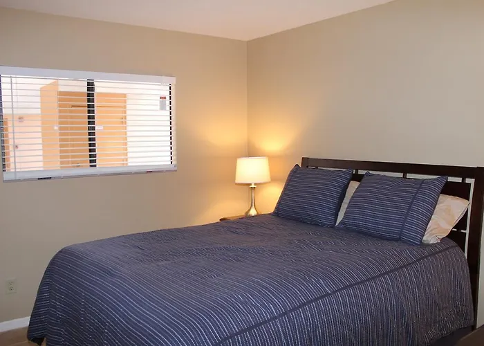 Palms- Unit 102 Clearwater Beach