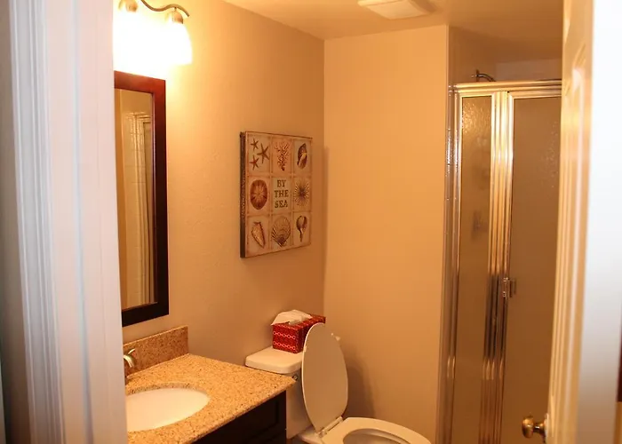 Aparthotel Palms- Unit 102 3*